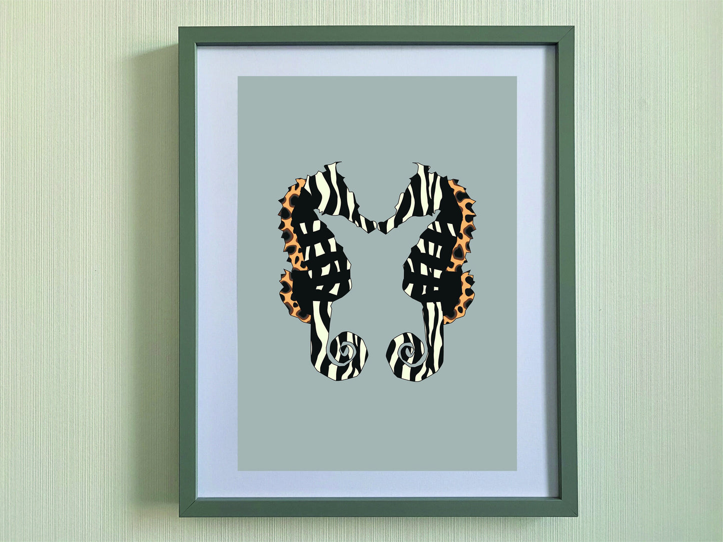 Seahorse Print -Zebra Print Grey